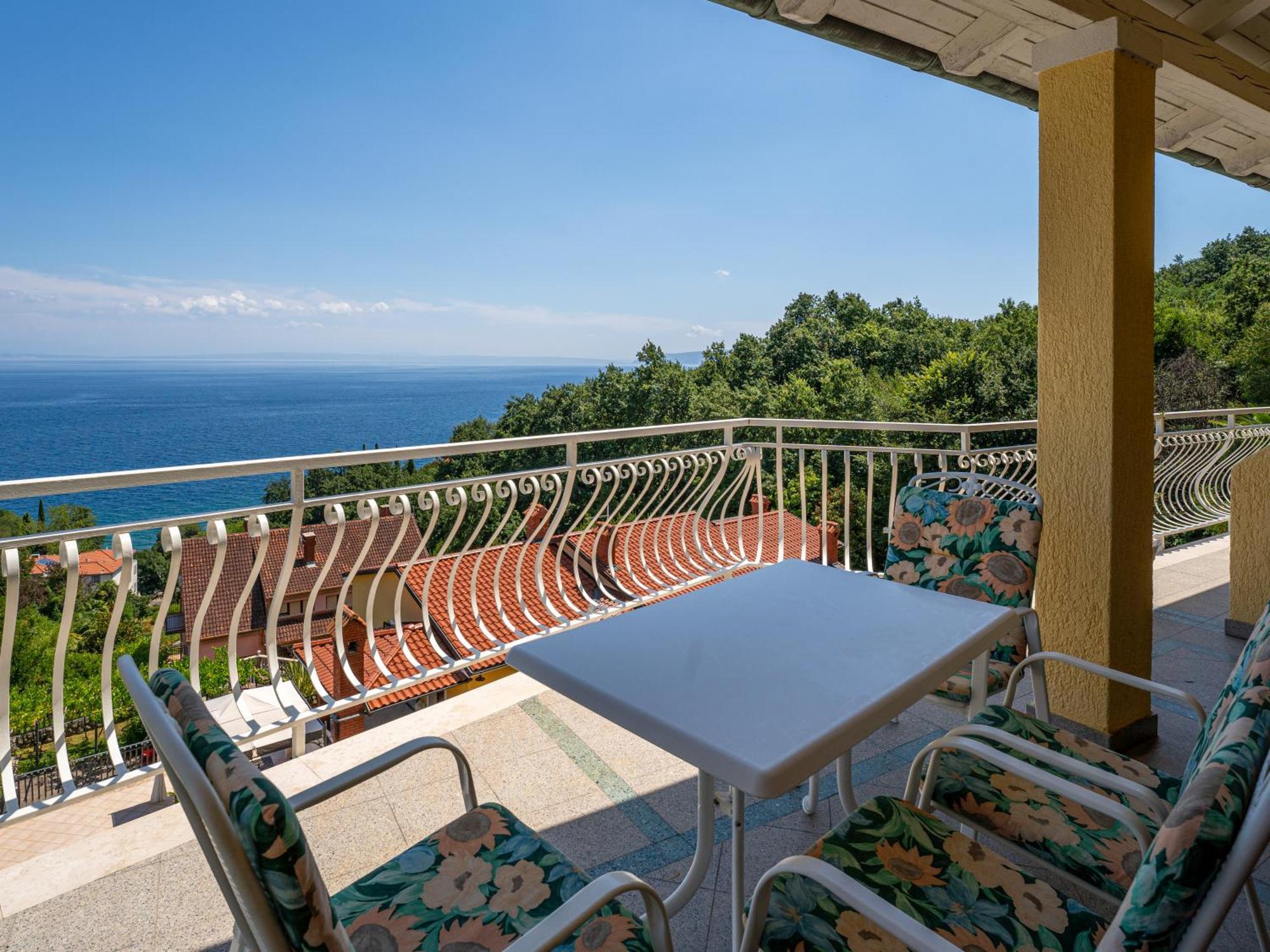 Villa Mona Lisa Lovran - Croatia Bagian luar foto