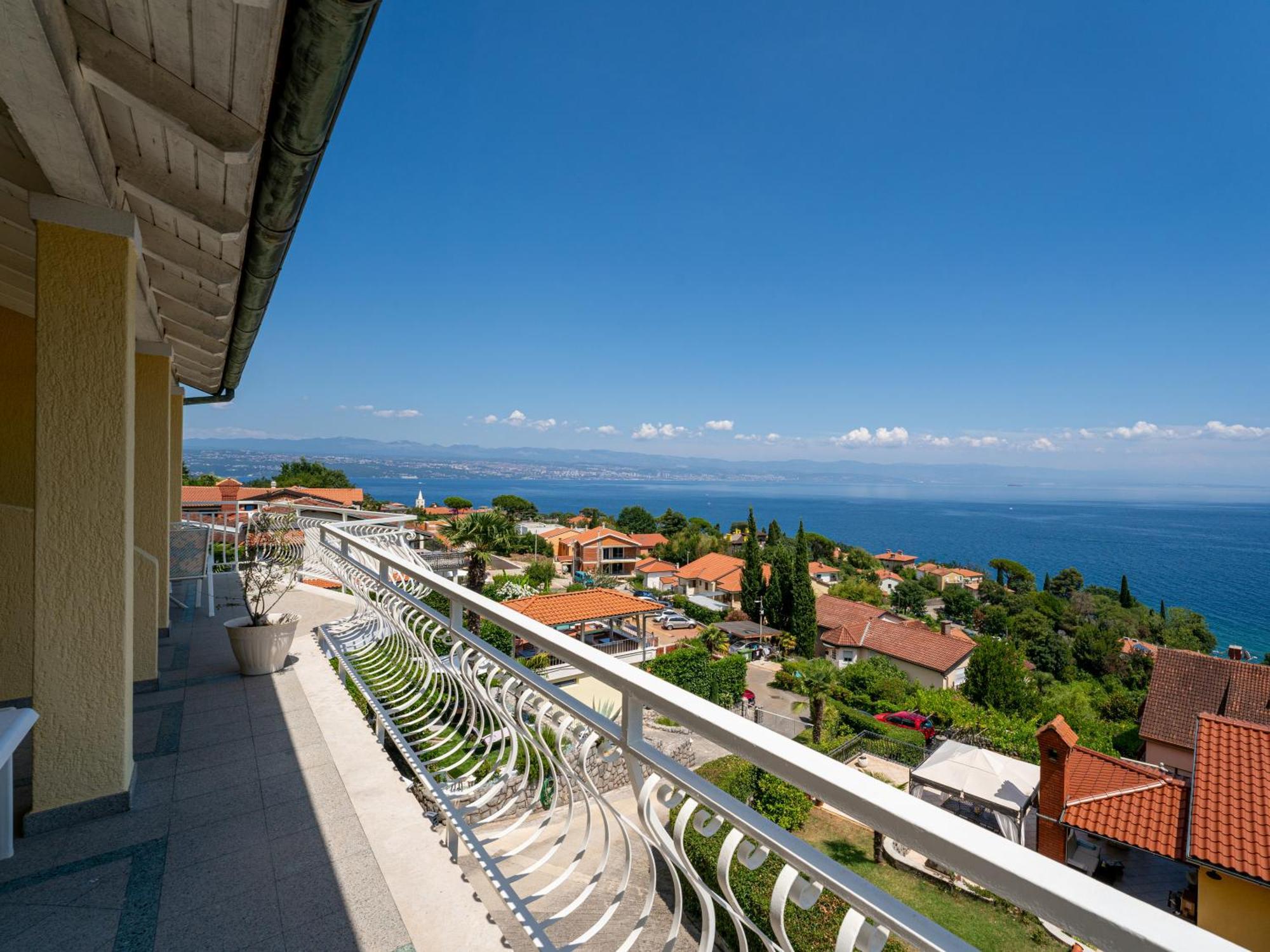 Villa Mona Lisa Lovran - Croatia Bagian luar foto