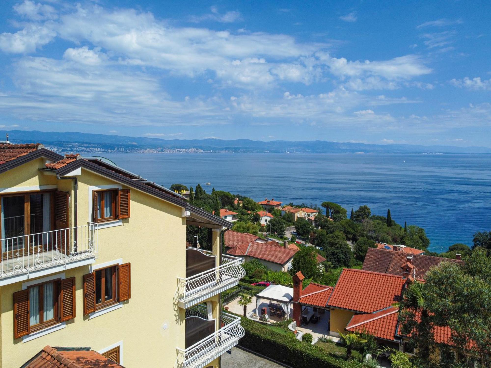 Villa Mona Lisa Lovran - Croatia Bagian luar foto